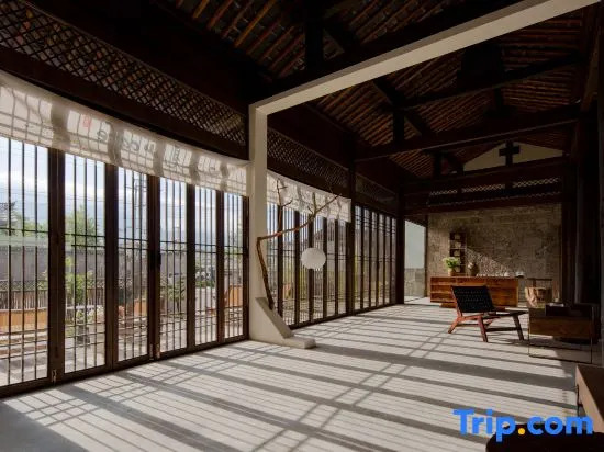 Yulong Mujianshan Homestay