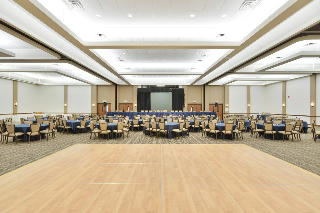 The Lismore Hotel Eau Claire - a DoubleTree by Hilton