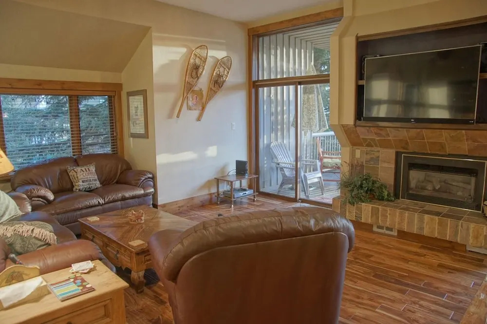 Promontory 19 [4-Bedroom] (202884-3842) Condo