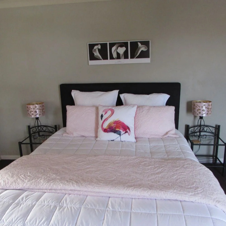 15 On Dillon Bed & Breakfast