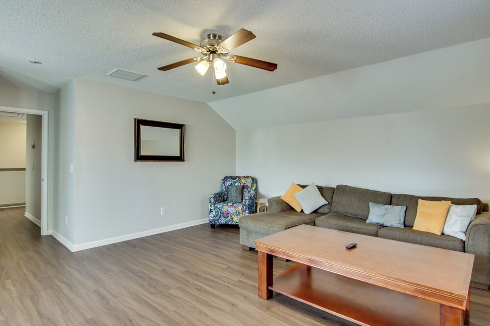Quiet Oasis in Charlotte! Home Near Uncc Campus