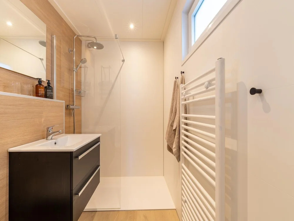 Holiday Home in 't Groene Hart on the Water