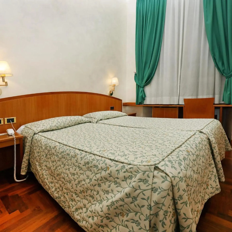 Hotel Corot