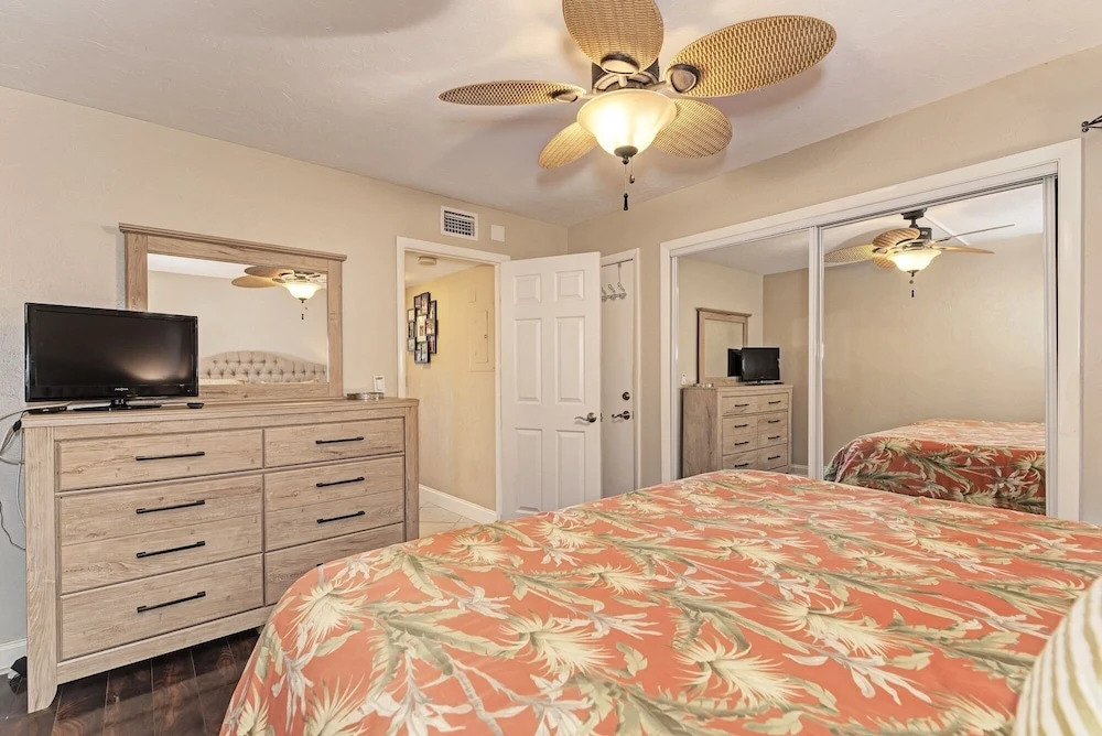 Midnight Cove Ii 614f - Beautiful Bayside Location! 2 Bedroom Condo