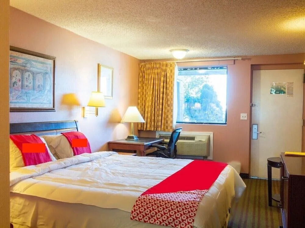 Red Carpet inn Edison