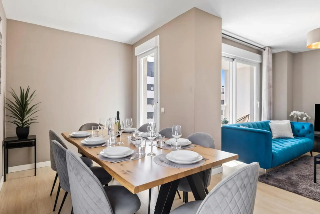 Luxury new apartment - private parking- Estepona