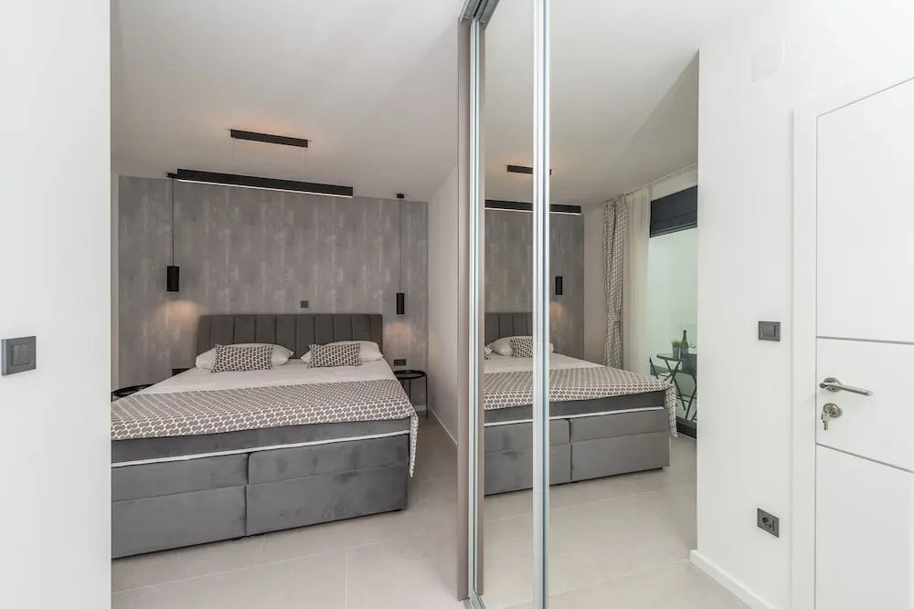 Luxury Villas Joy