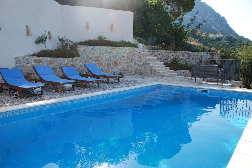 Villa Ena