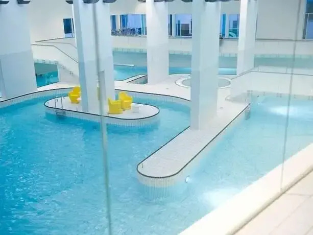 The Bobsleigh Hotel