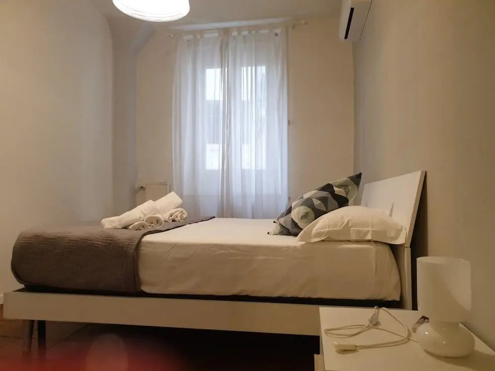 Flatinrome Navona
