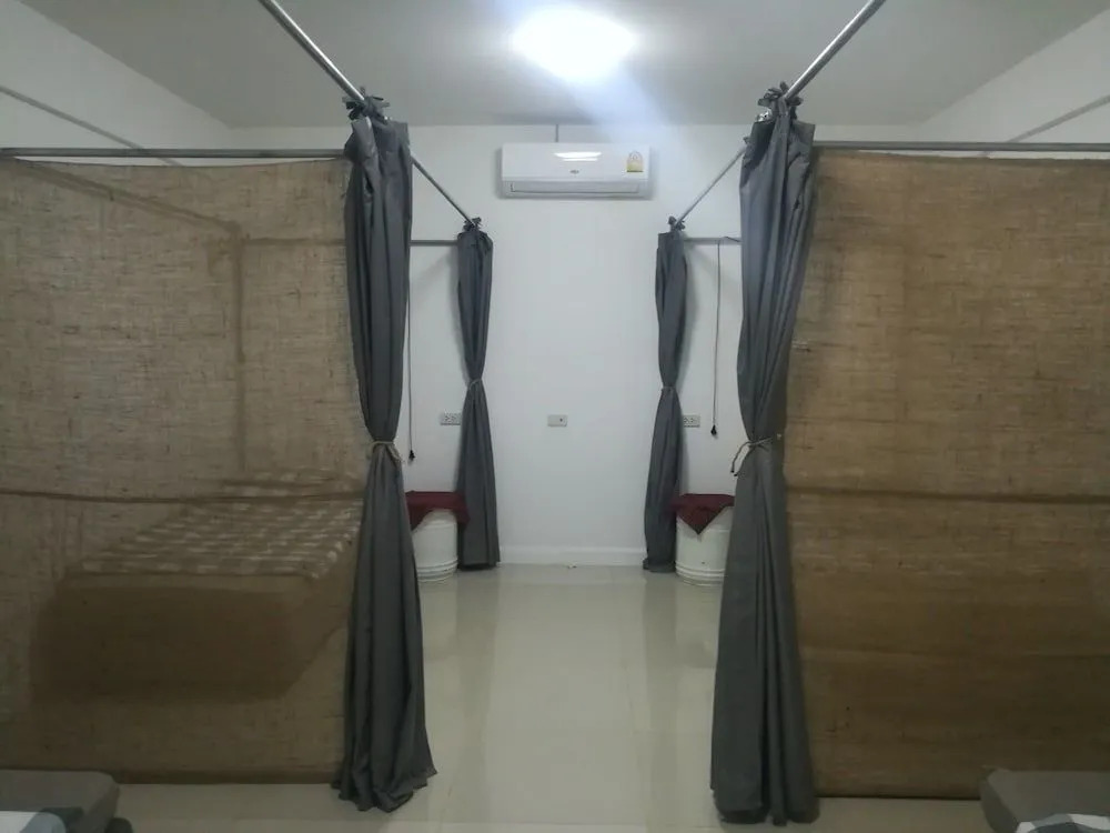 Pak Chong More Hostel