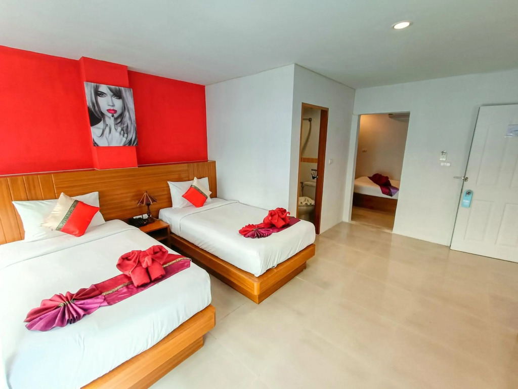 PJ Patong Resortel