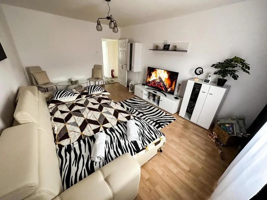Zara’s Home Apartaments