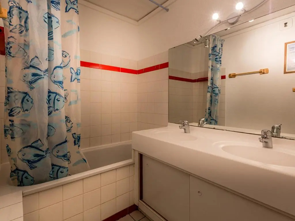 Appartement Val-d'Isère, 5 pièces, 8 personnes - FR-1-519-20