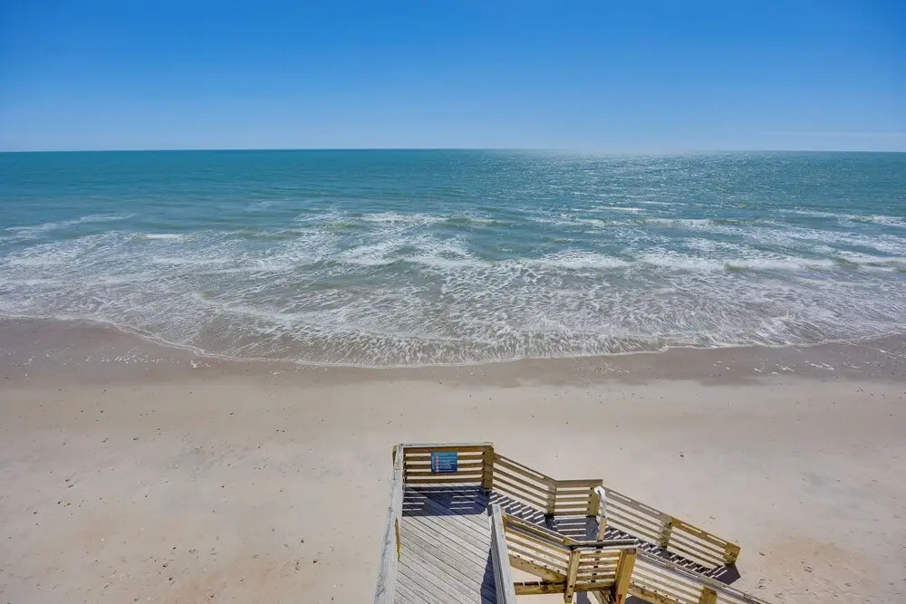 North Topsail Beach Condo w/ Ocean-view Balcony!