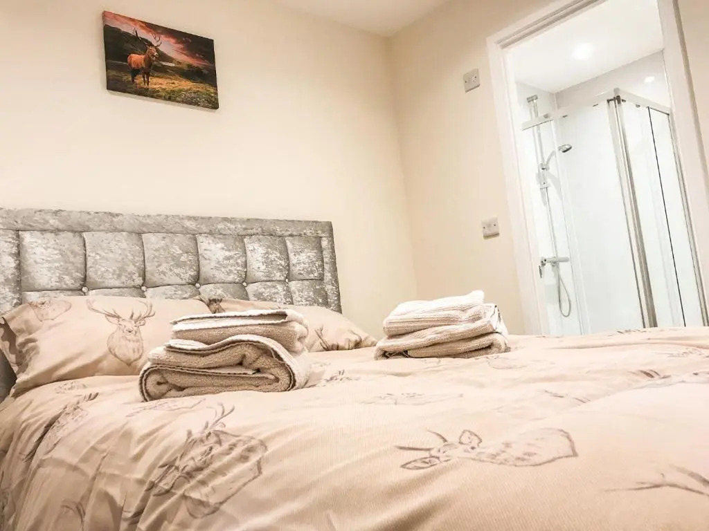 Deers Leap, A Modern new Personal Holiday let