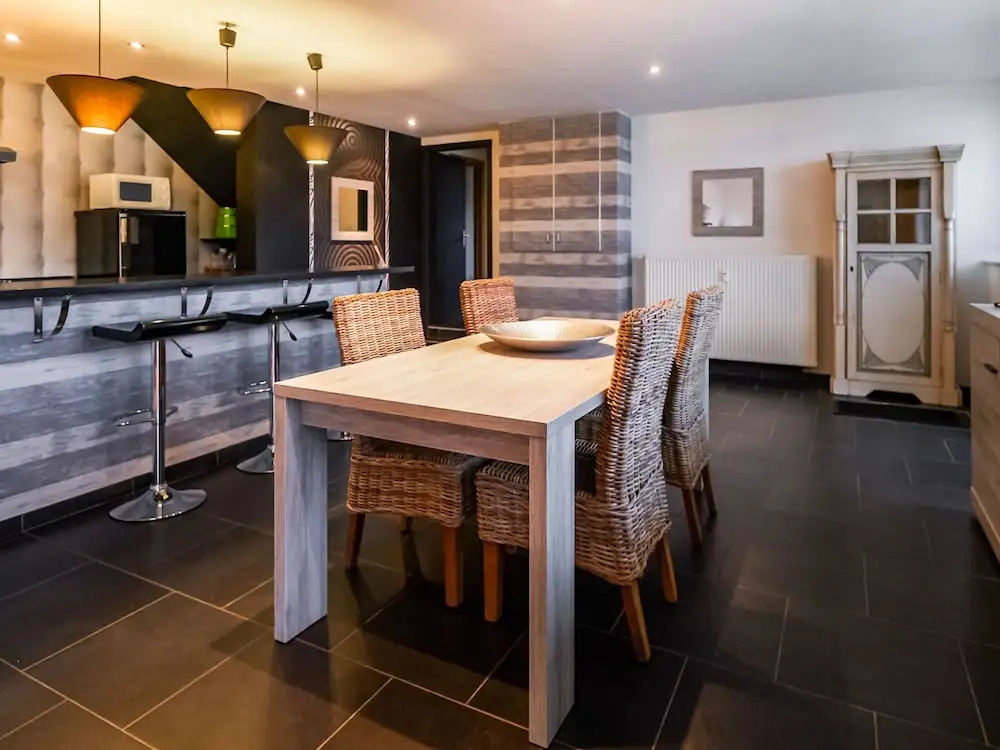Cosy Chalet in Géromont with Garden and Barbecue