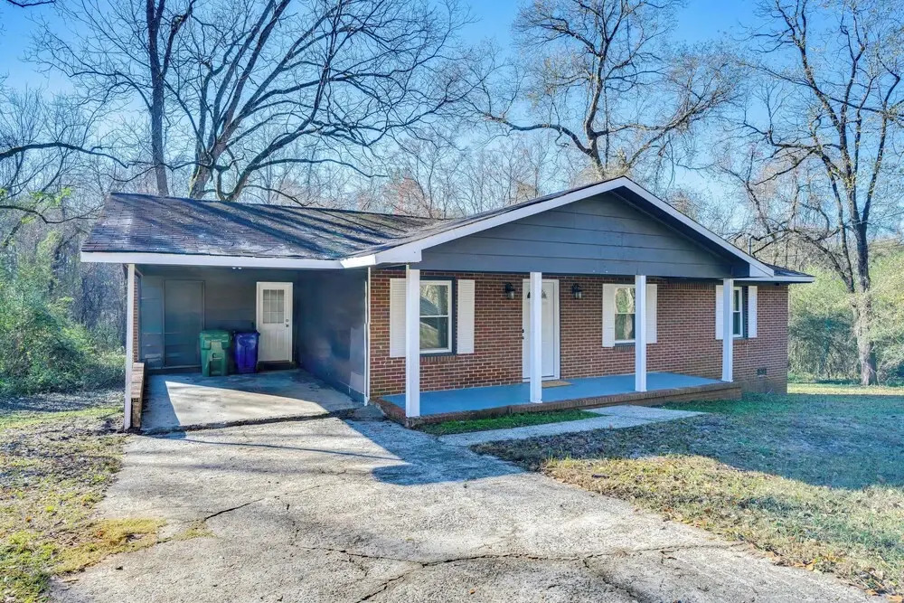 Lovely Forsyth Home ~ 2 Mi to Tift College!