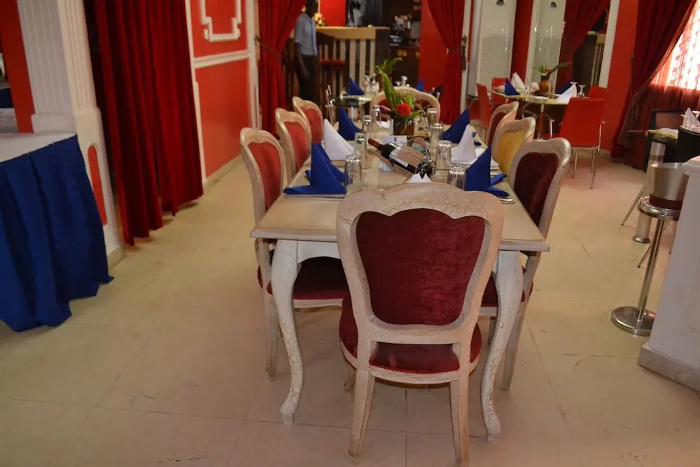 Le Luxtral Hôtel