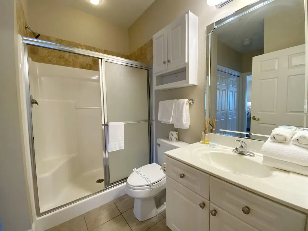 Newly Furnished! Premiere Condo w/ Lake View!