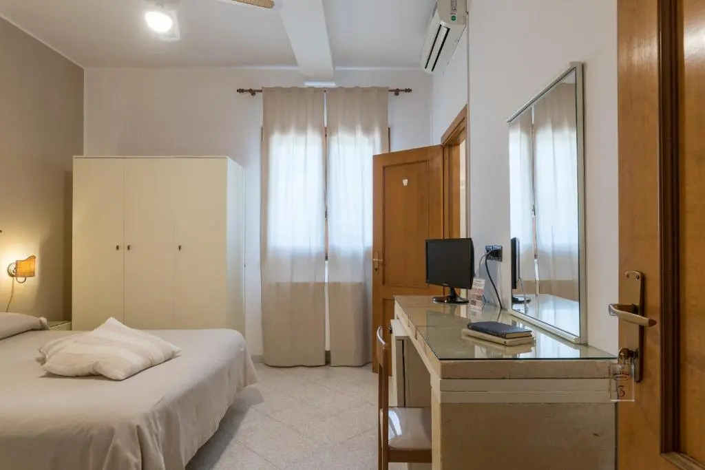 Отель Piccolo Villa Rosa