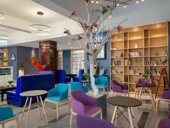 Poltton International Service Apartment