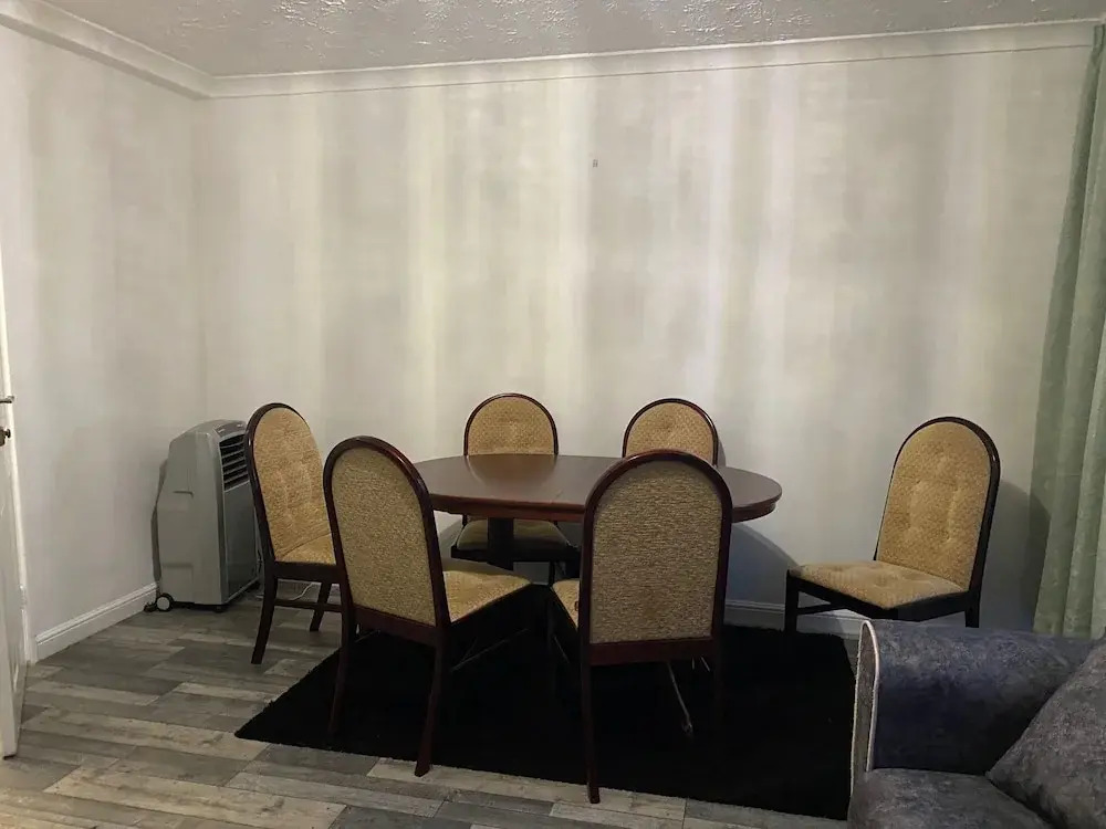 London Charm - 3 Bedroom House Near Canary Wharf