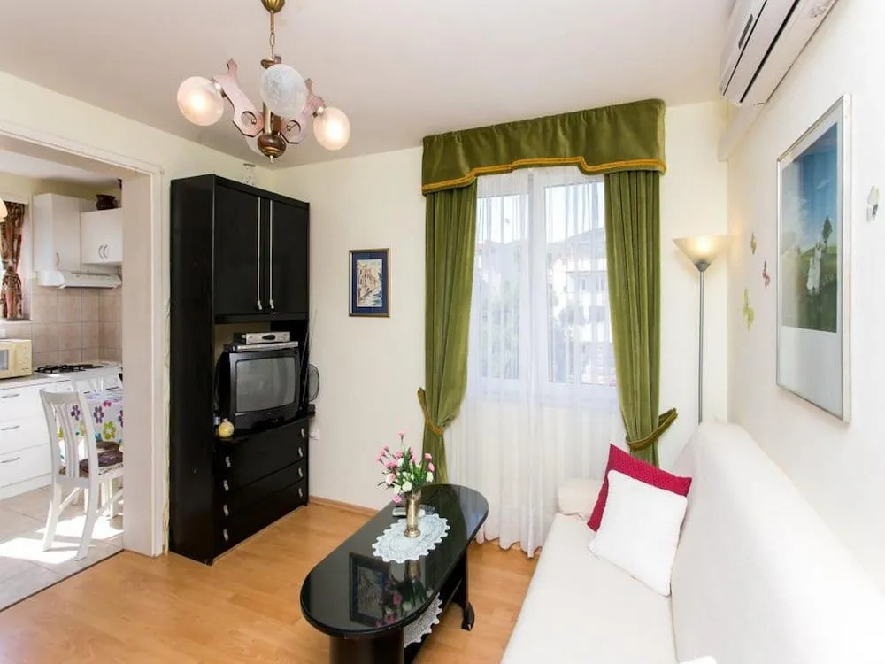 Apartment Lady Orsan