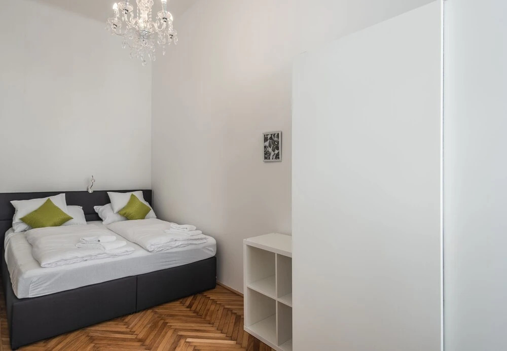 Duschel Apartments Imperial Living