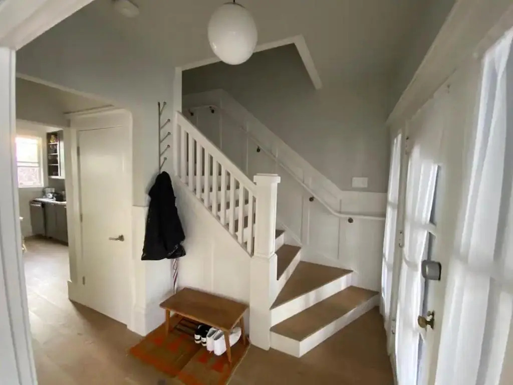 Beautiful 3 Bed 3 Bath upper house in Bernal Glen