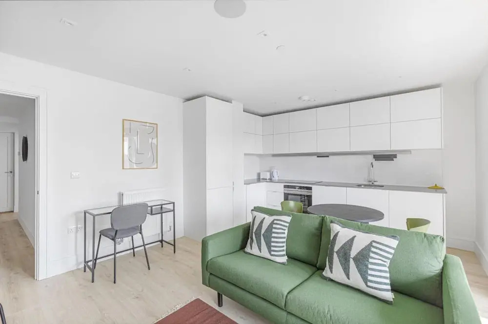 Luxury 1 - bed Apartment in Wembley