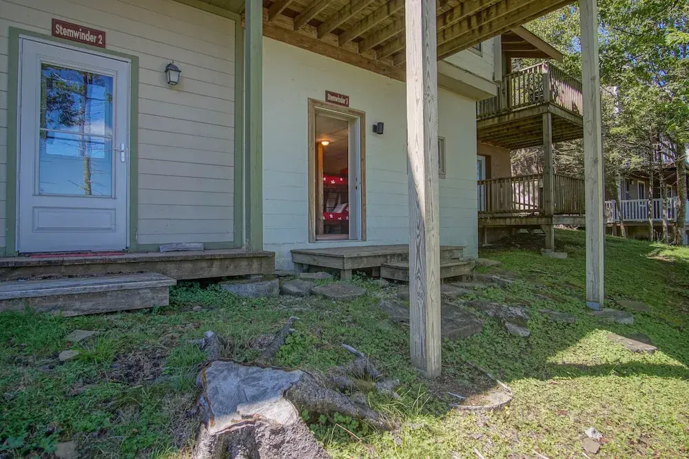 Stemwinder #3: 3 Bedrooms Plus Bonus Sleeping Loft. 2 Full Baths