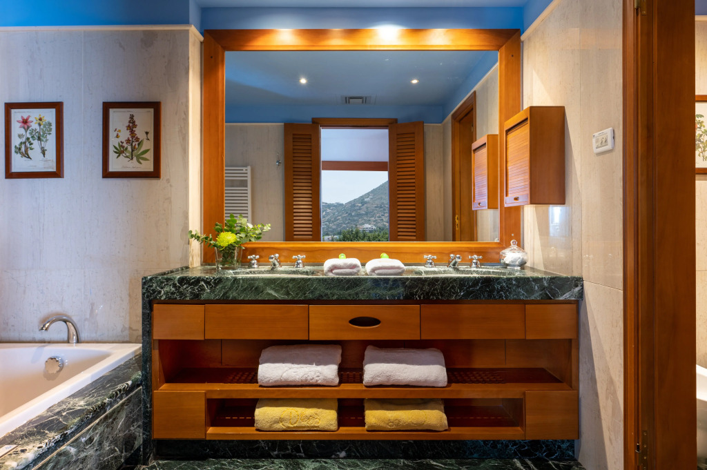 Elounda Beach Hotel & Villas, a Member of the Leading Hotels of the World