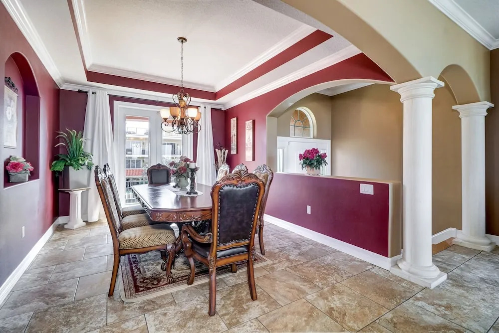 Gulf-front W/ Pool & Direct Beach Access 4 Bedroom Home