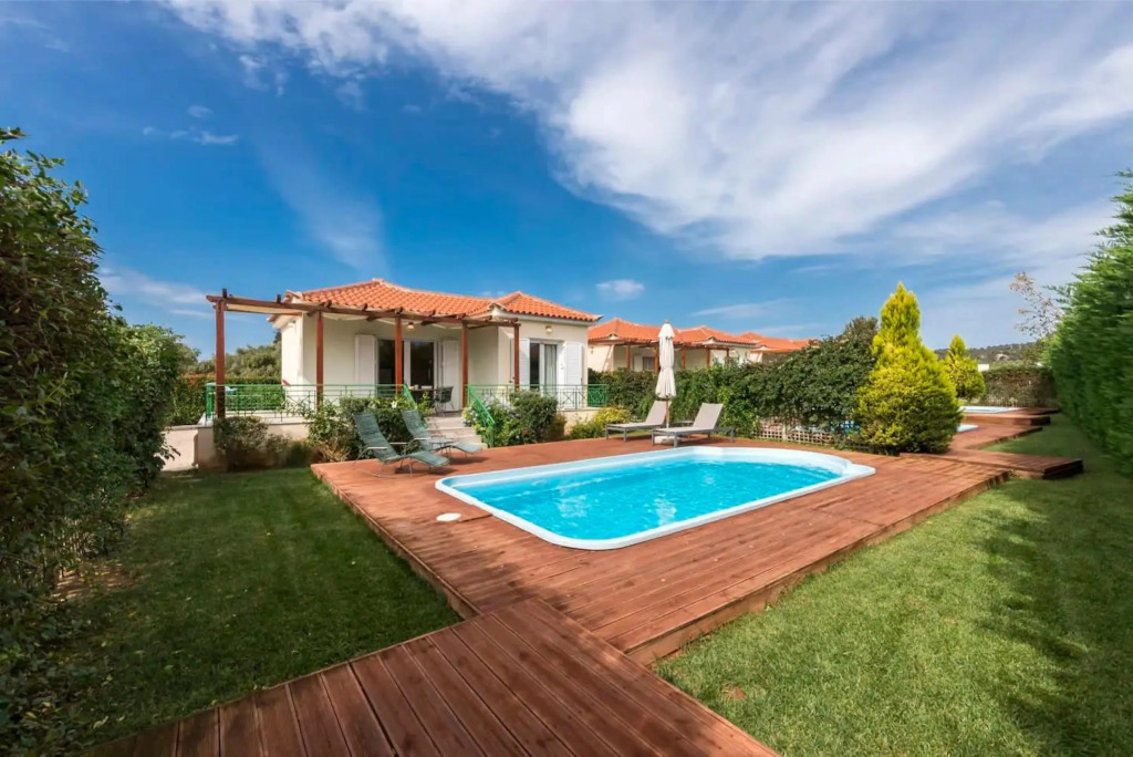 Coastal Dreamy Retreat, Dive in Dimitras Paradise