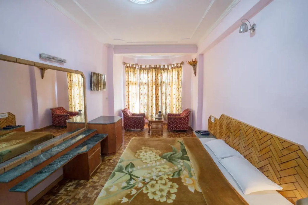 Hotel Satkar Residency - Riverside Old Manali