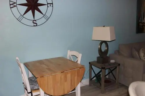 Sunny Ocean Village Beach Condo: Community Pool