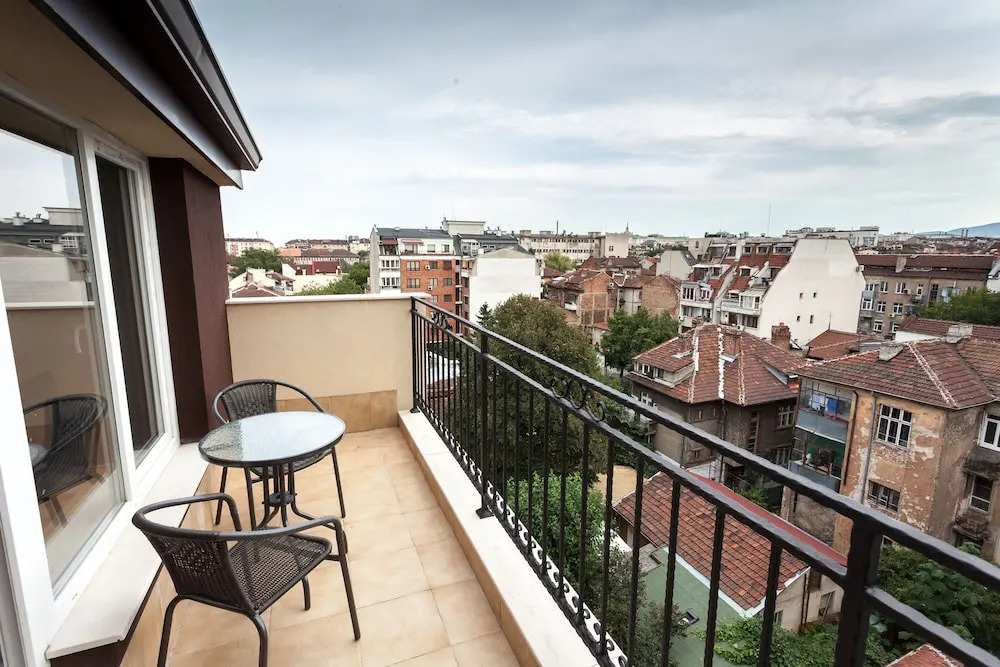 Sofia Art Gallery Vacation Apartments
