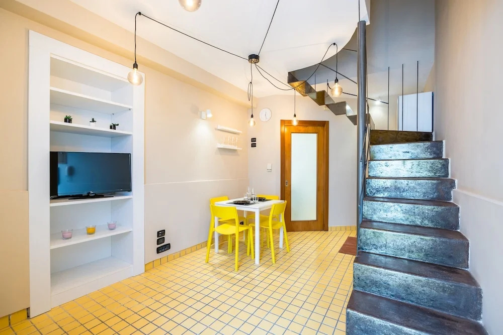 Chiaia Courtyard Haven(Contact To Property 7 Days In Advance)