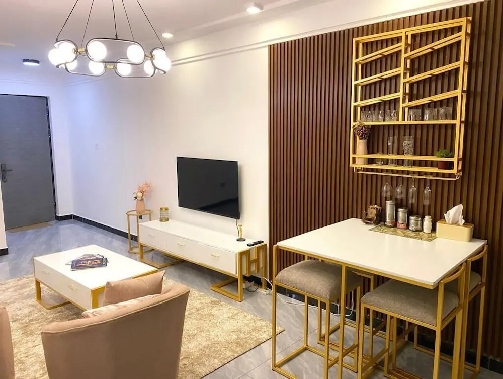 Lux Suites Staroot Apartments Kilimani