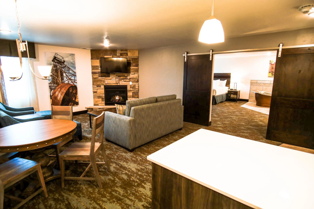 Copper King Convention Center, an Ascend Collection Hotel