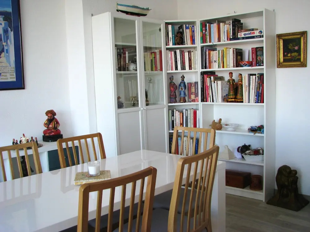 Apartment With one Bedroom in Toulon, With Wonderful sea View, Furnished Balcony and Wifi - 300 m From the Beach