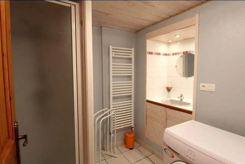 Apartment With one Bedroom in Champis, With Enclosed Garden and Wifi