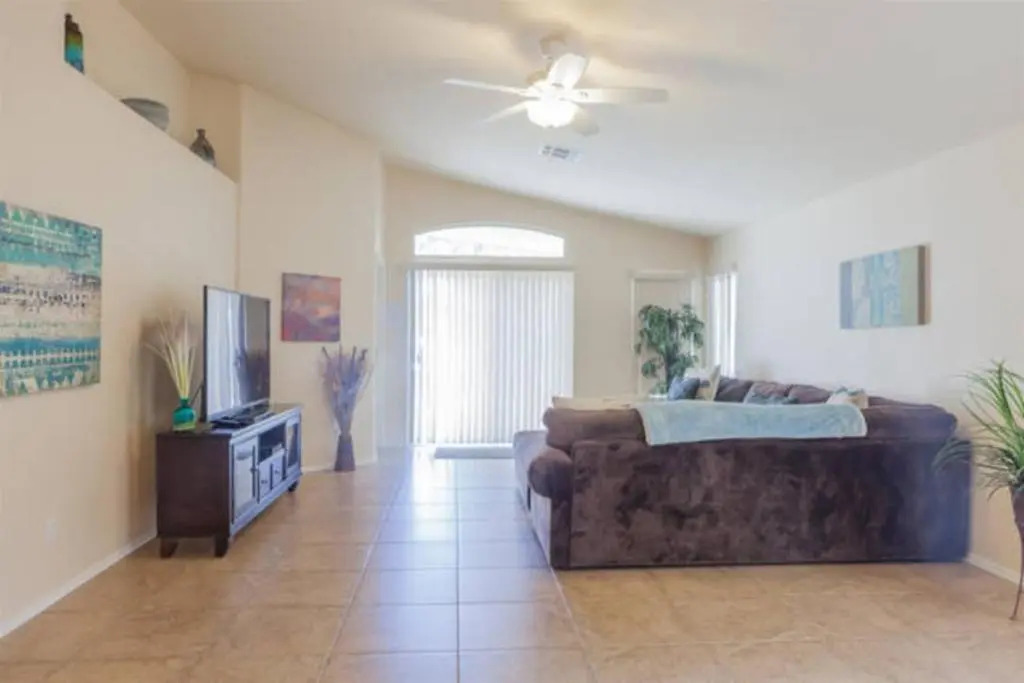 4353 Mesa
