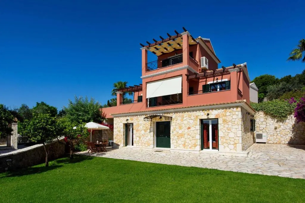 Deluxe Villa Rose with Private Pool