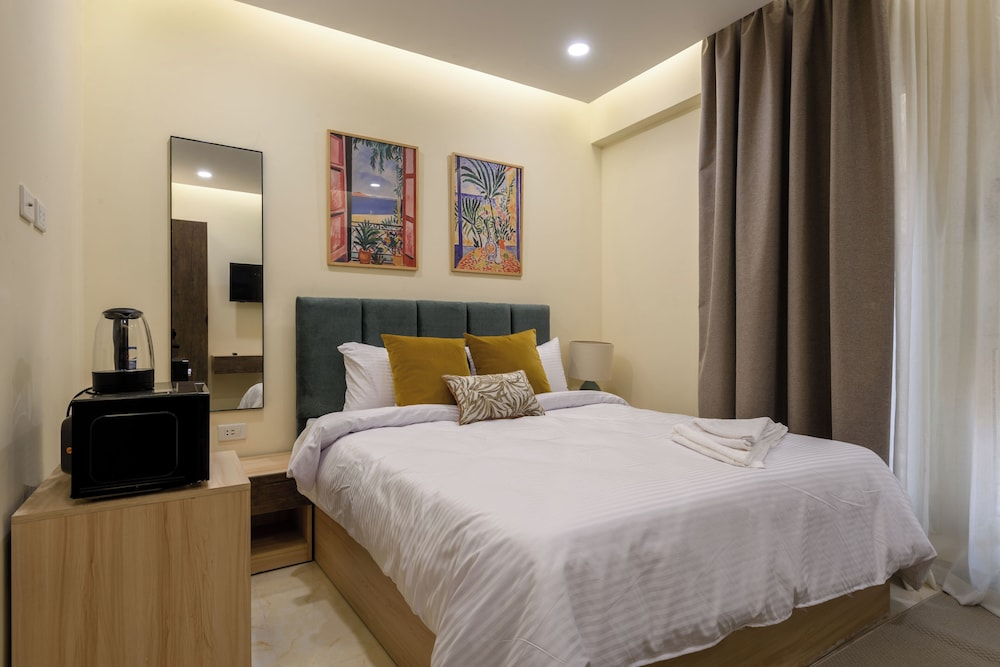 Hazel Spaces in Heliopolis