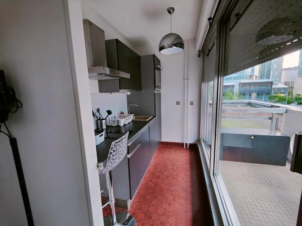 Charmant Studio au coeur de la Défense / Paris