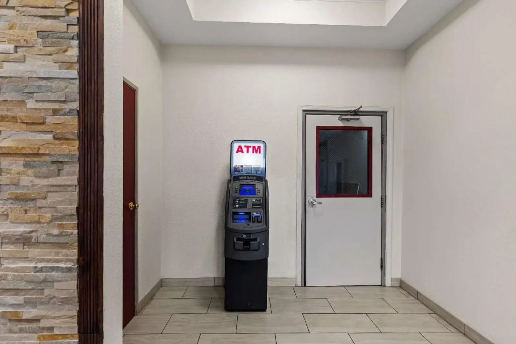 Red Lion Inn & Suites Caseyville