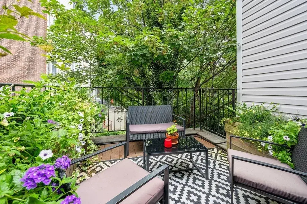 Adelphi II by Rove Travel 3BR Ft Greene w Deck