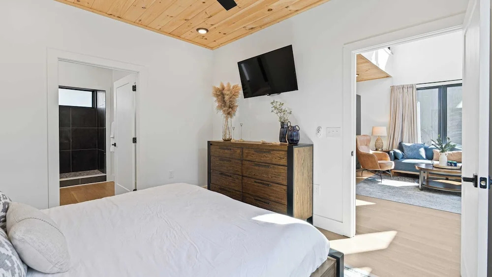 Ridgeview Retreat by Avantstay Sevierville Retreat Indoor Pool + Hot Tub + Firepit + Gym